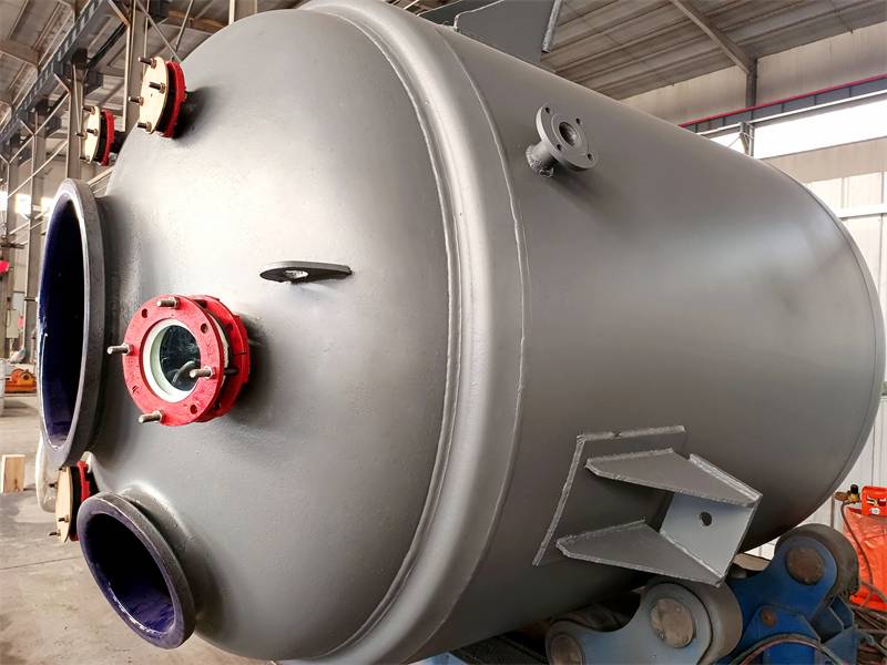 导致搪瓷反应罐导热油失火的原因